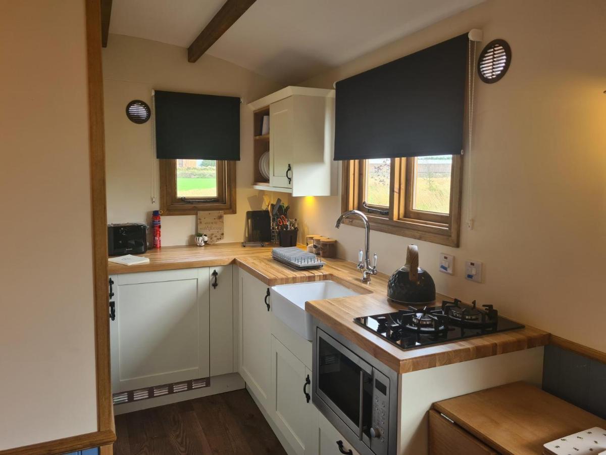 Willa Boyce Fen Farm Retreat Glamping & Fishery Wisbech Zewnętrze zdjęcie